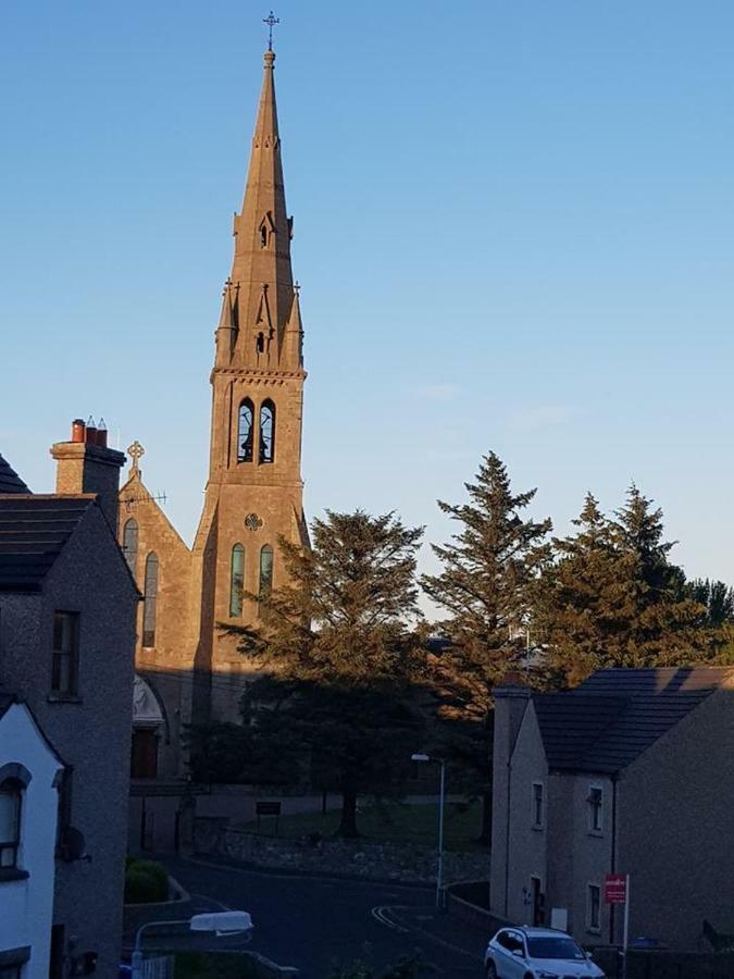 Spire View Townhouse Villa Ballycastle Exterior photo